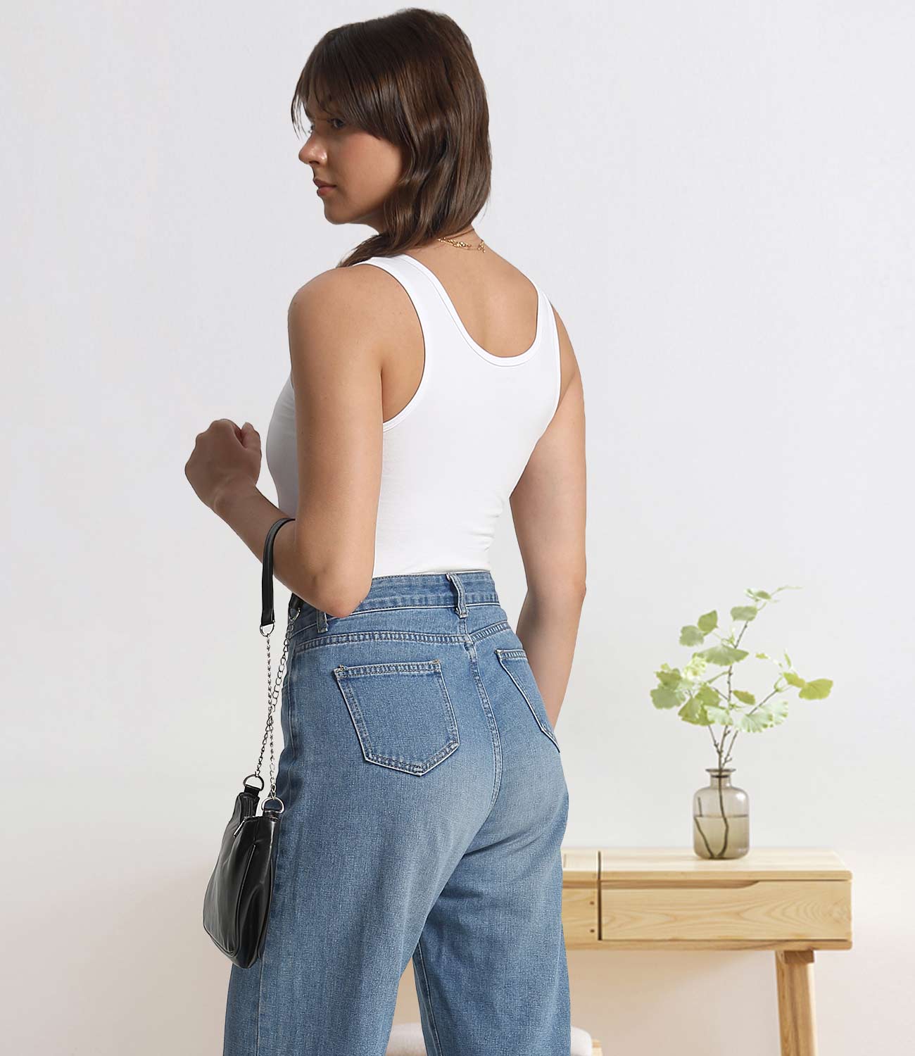 wirarpa Women's Tank Tops Cotton Undershirts Tanks Top Slim-Fit Camis Base Layer 2-Pack